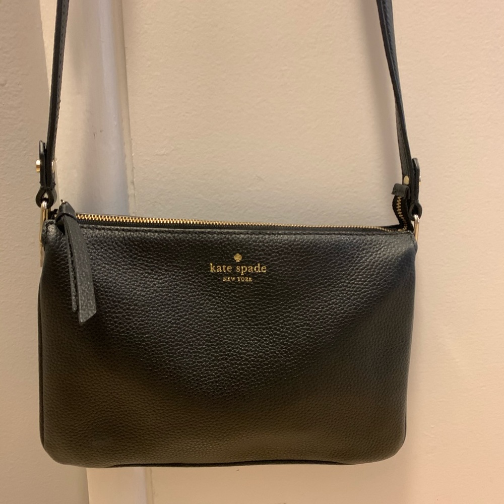 Kate Spade crossbody bag with adjustable straps